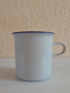Vintage Arabia, Finland Saimaa Print Mug.